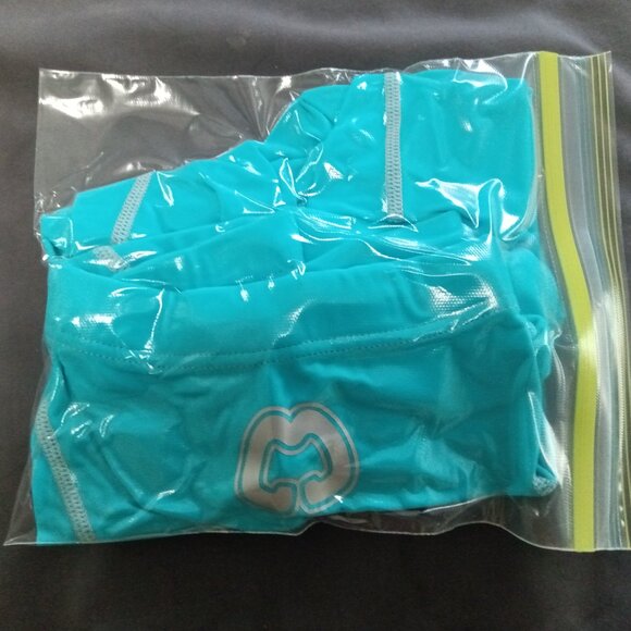 NWOT MOJAVE SWIM JAMMER, TEAL, SIZE TAG says 105, Estimate Size "M" (32'-34") - Picture 7 of 7